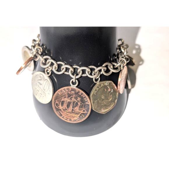 Vintage 925 Sterling Silver Italy International Coin Charm Bracelet 7.5 inches - Picture 4 of 9
